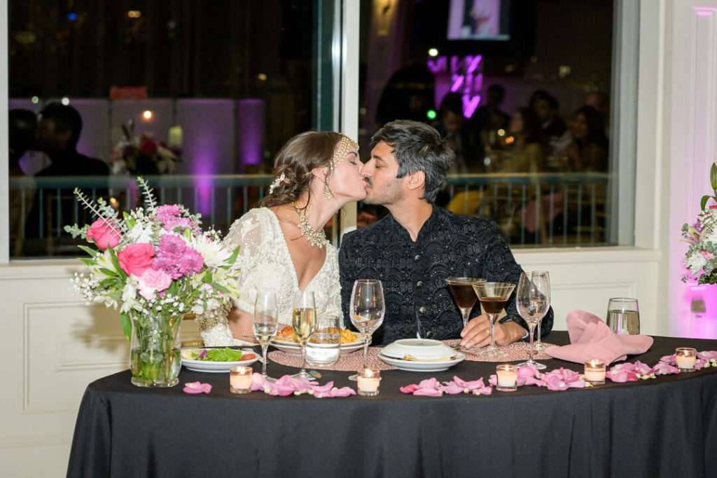 19-wedding-kiss-reception-liberty-house