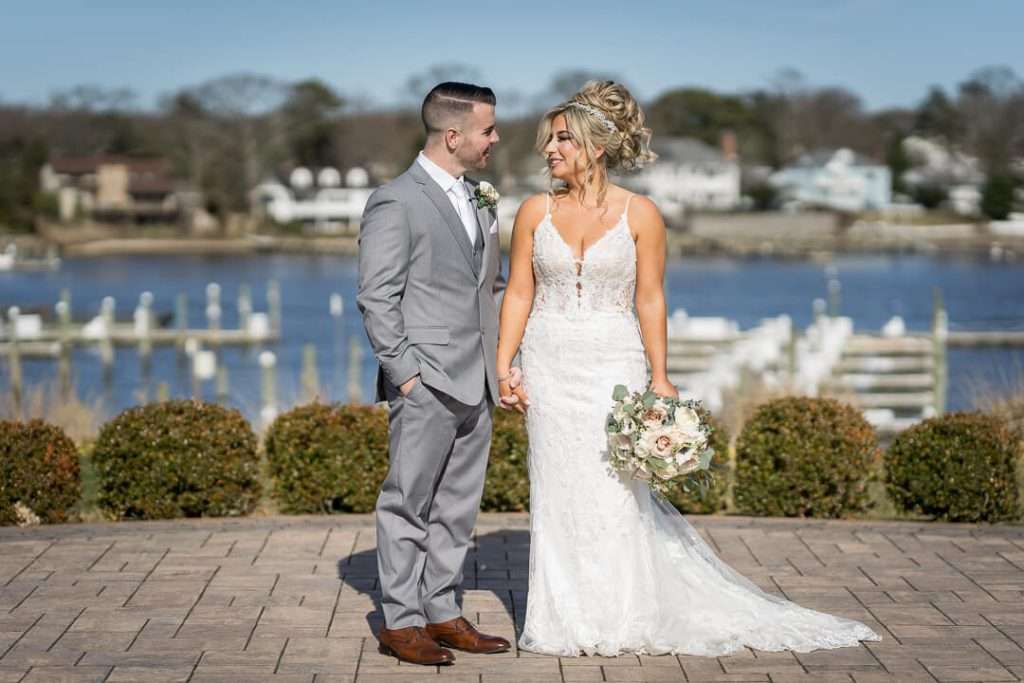 15-Crystal-Point-Yacht-Club-Bride-and-Groom-Waterfront-06513
