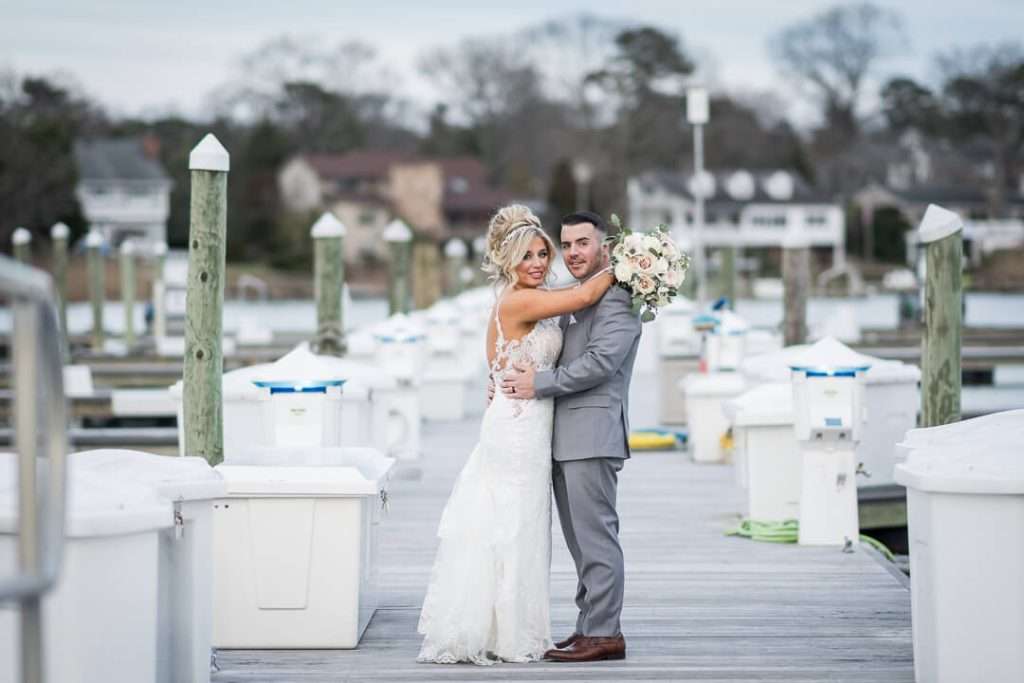41-CrystalYachtClub-Romantic-Harbor-Embrace