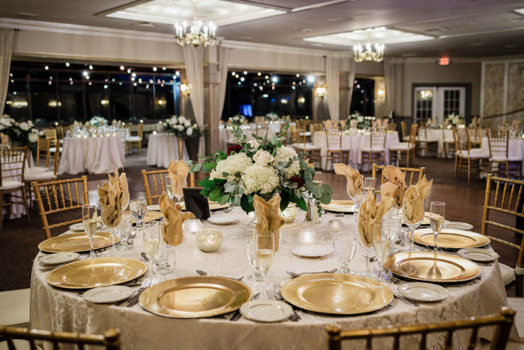 Packed dance floor celebration at Ramsey Country Club wedding Alex Kaplan Photography