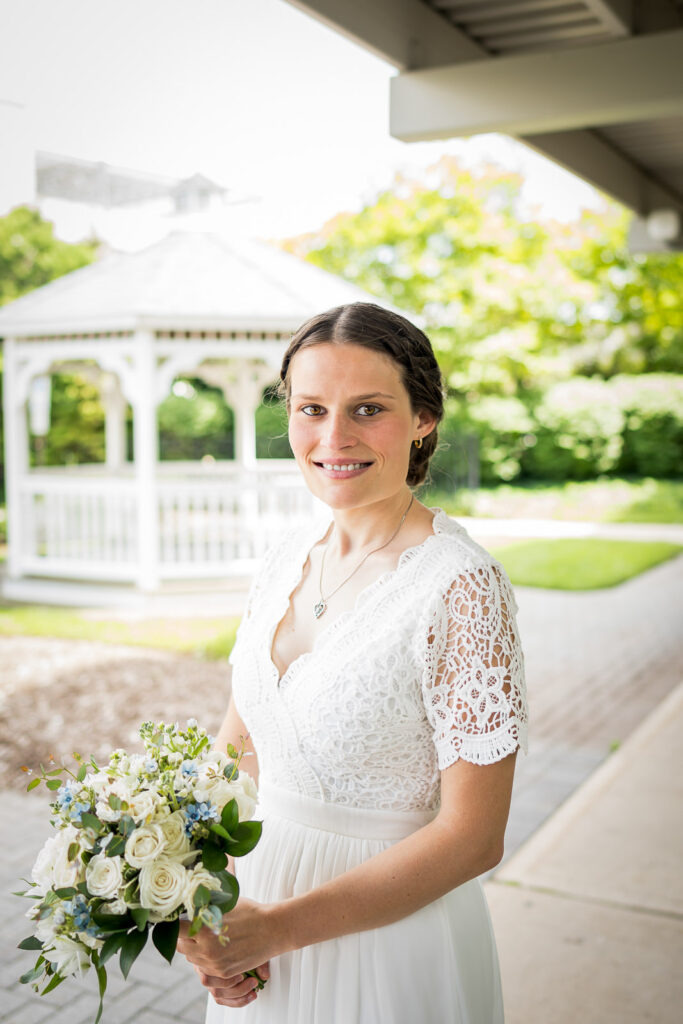 Bride portrait at white gazebo Hackensack courthouse by Alex Kaplan Photography
