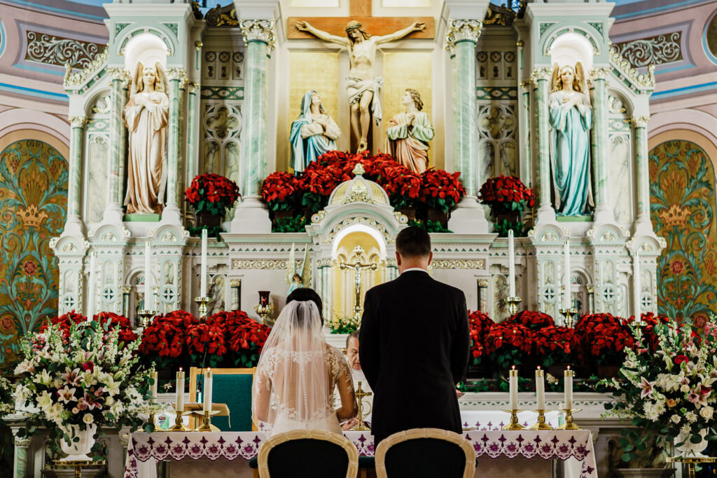 Wedding ceremony at St. Hedwig Church altar by Alex Kaplan Photography