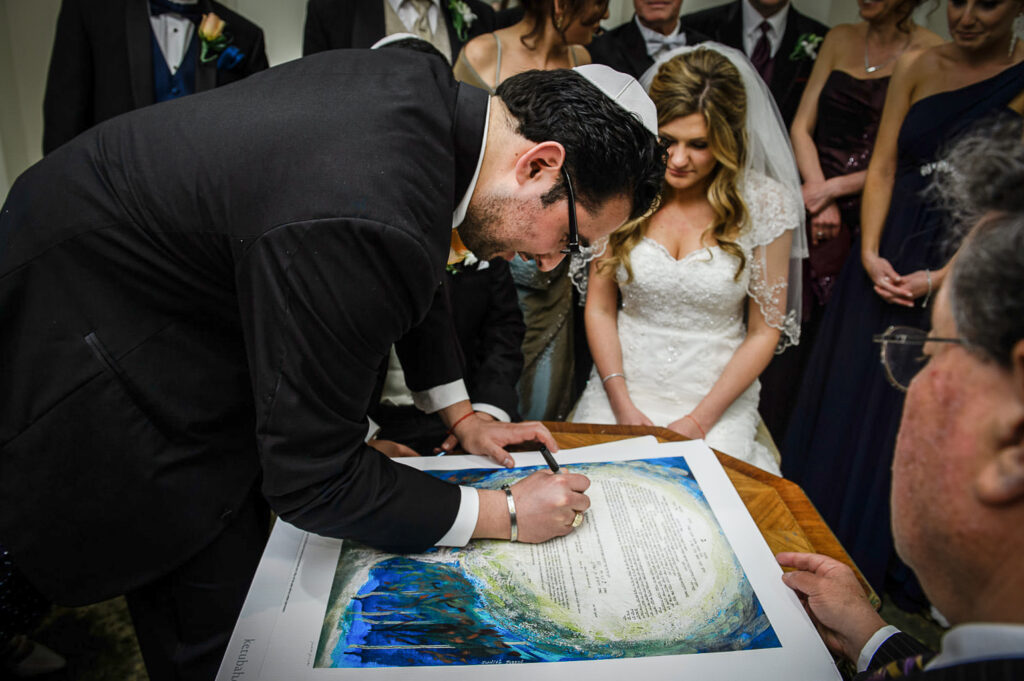 room signing ketubah at Rockleigh Country Club