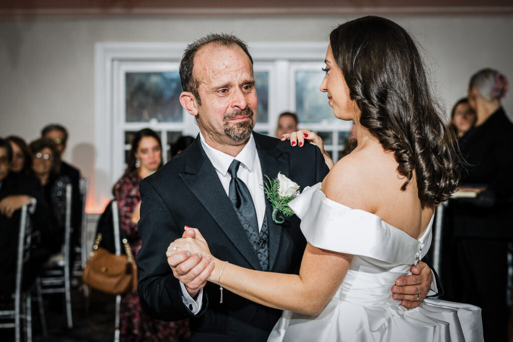 Father daughter dance at Skylands Manor reception
