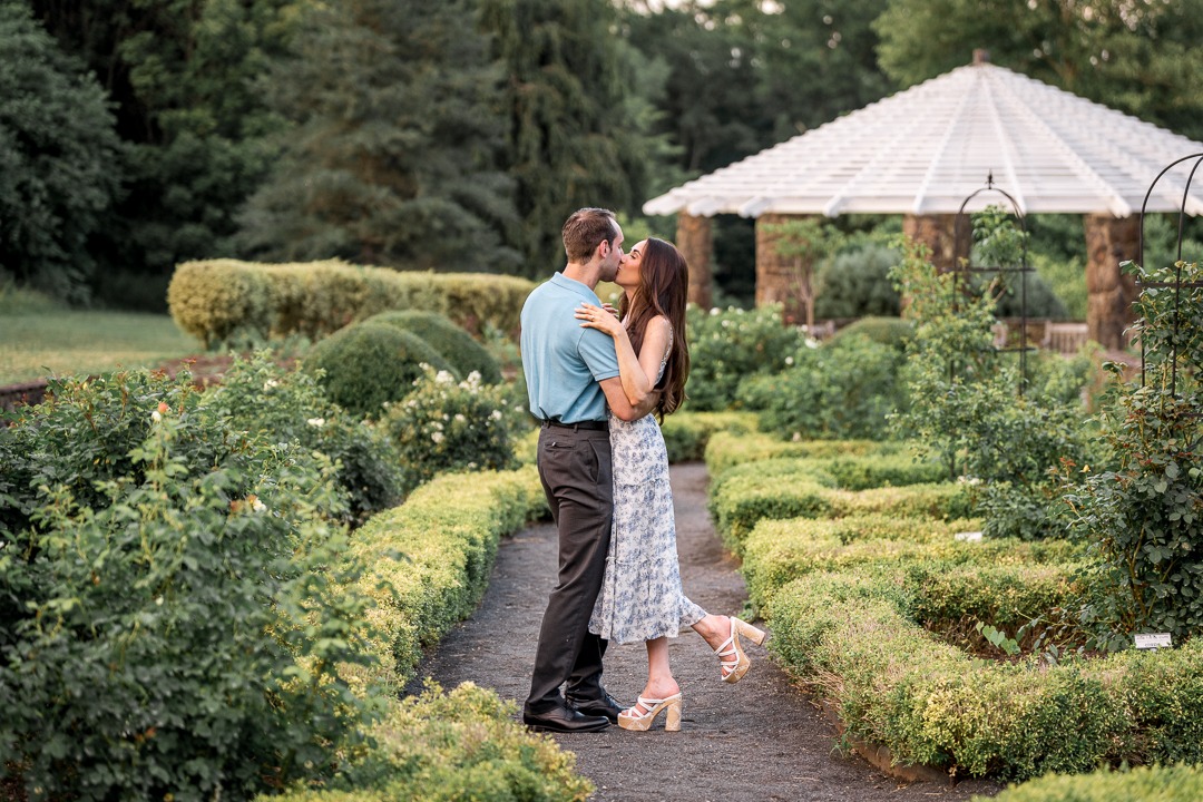 Sunset engagement photography session at Deep Cut Gardens